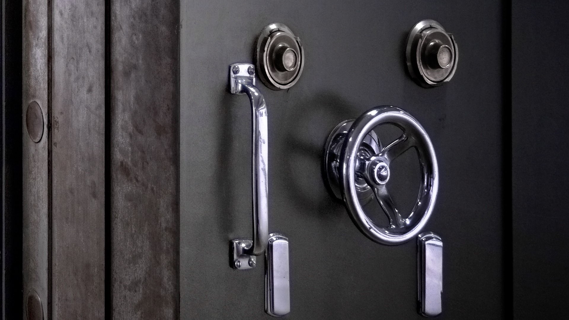 Safe & Vault Royal Group